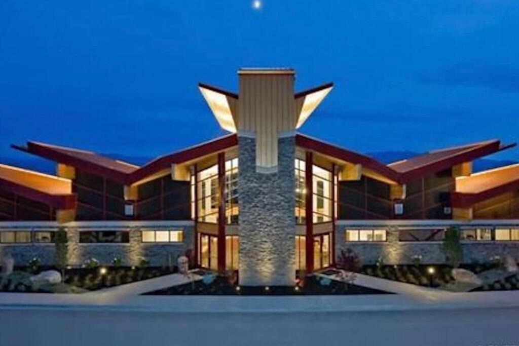 Stay In The Okanagan - Copper Sky, West Kelowna Exterior photo