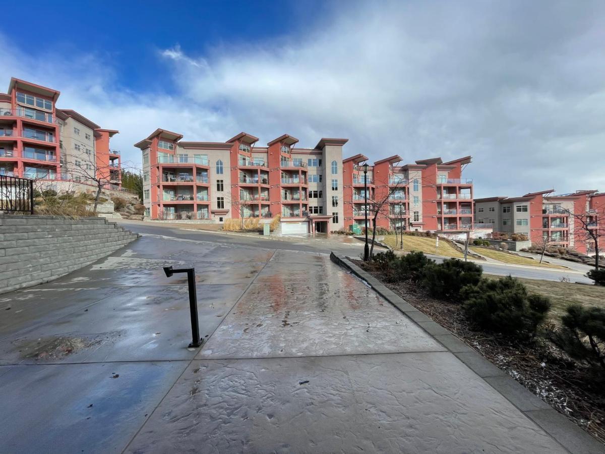 Stay In The Okanagan - Copper Sky, West Kelowna Exterior photo