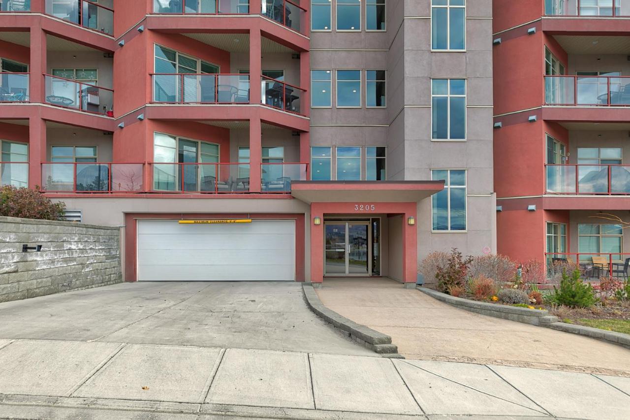 Stay In The Okanagan - Copper Sky, West Kelowna Exterior photo